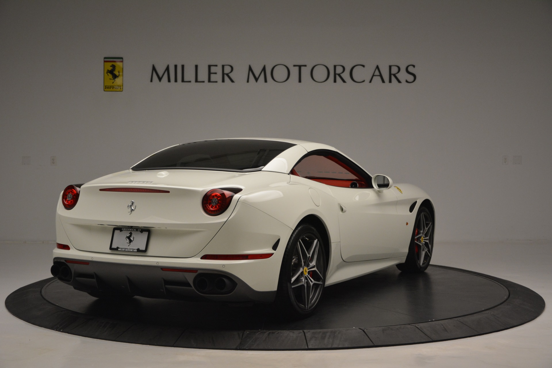 Pre Owned 2017 Ferrari California T Handling Speciale For Sale Special Pricing Maserati Of Westport Stock F1936a